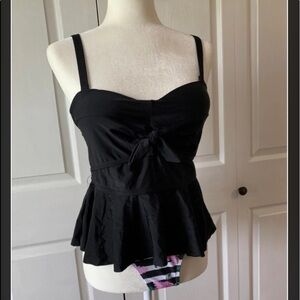 New swimsuit woman’s size medium 2 piece set bikini Shein brand